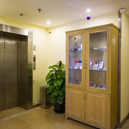 Home Inn Kunming Baita Road Куньмин Экстерьер фото