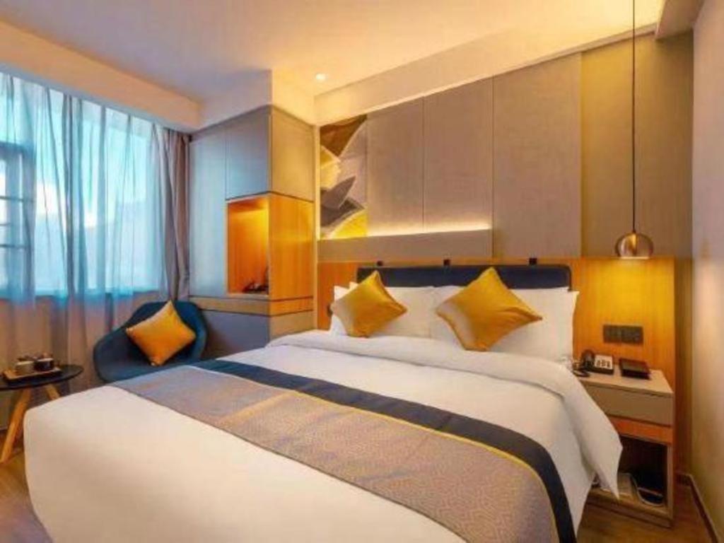 Home Inn Kunming Baita Road Куньмин Экстерьер фото
