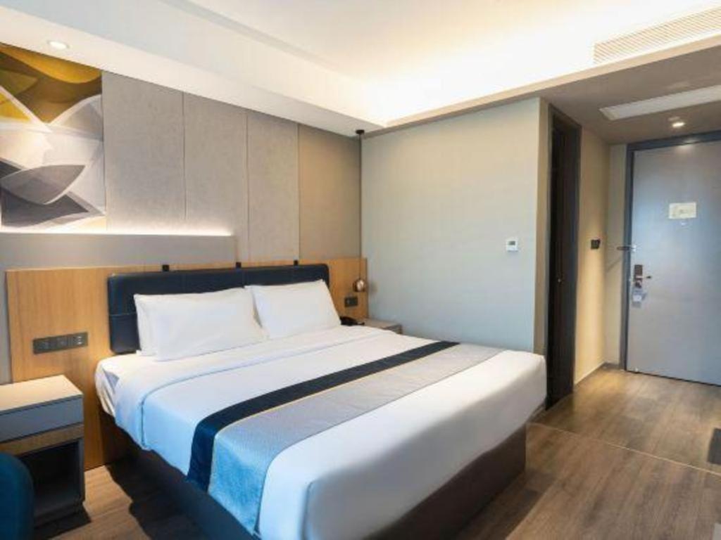 Home Inn Kunming Baita Road Куньмин Экстерьер фото