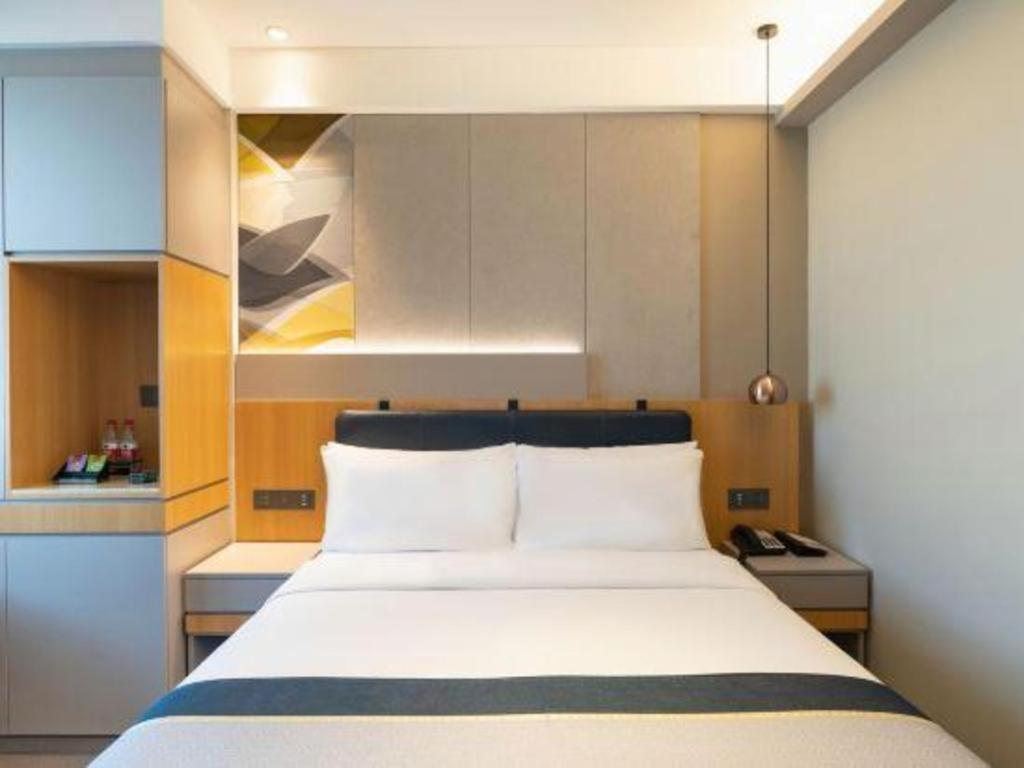 Home Inn Kunming Baita Road Куньмин Экстерьер фото