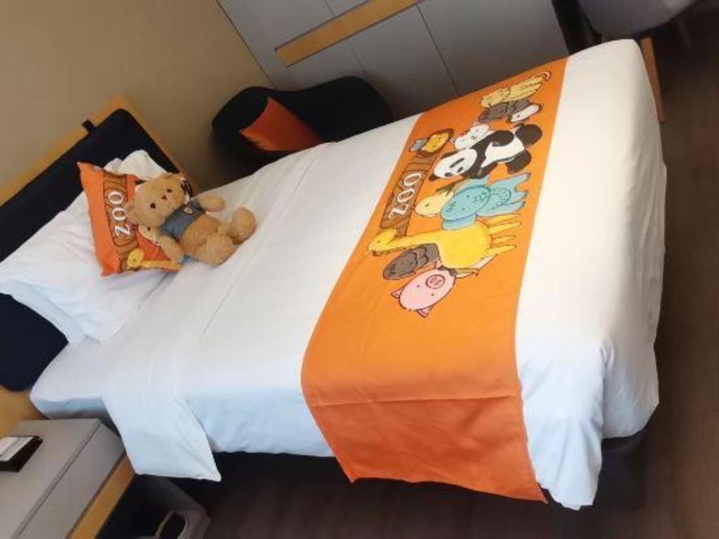 Home Inn Kunming Baita Road Куньмин Экстерьер фото