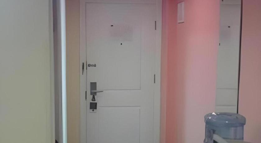 Home Inn Kunming Baita Road Куньмин Экстерьер фото