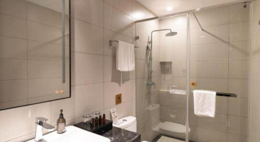 Home Inn Kunming Baita Road Куньмин Экстерьер фото